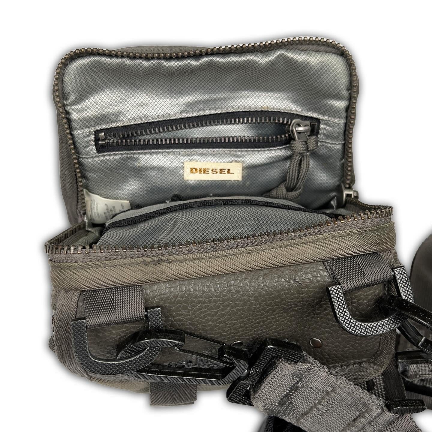 2000's 3D Pocket Shoulder Bag