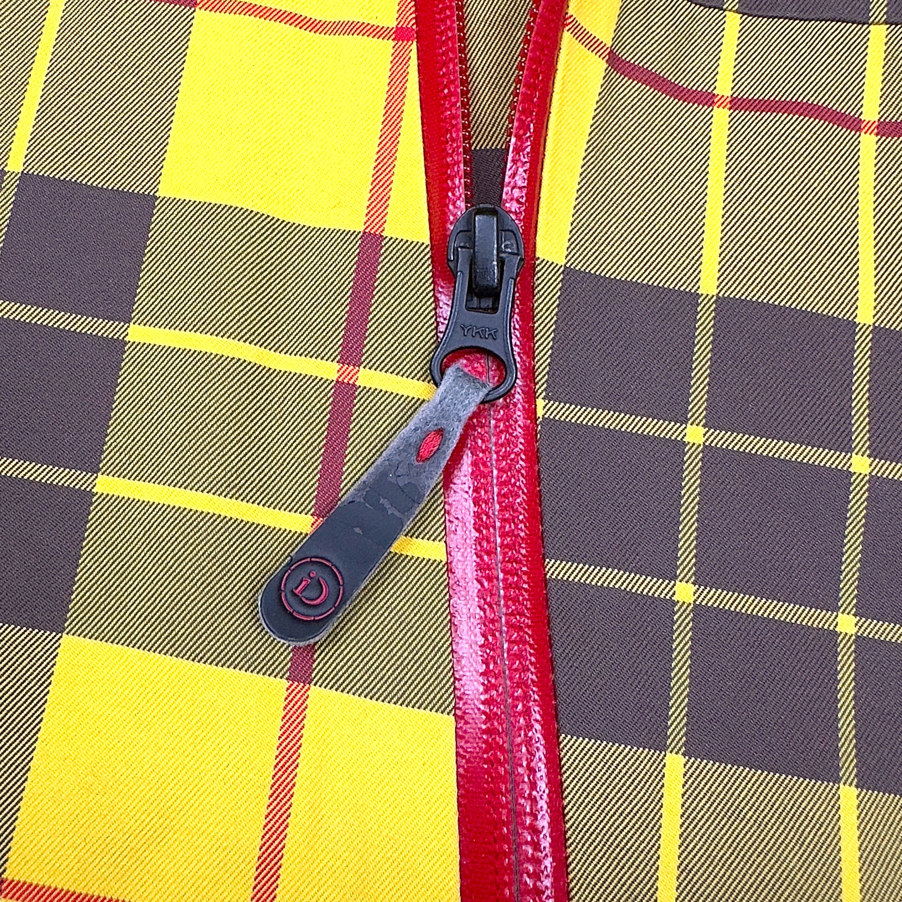 iDIOM SLANT 2.5L ASYMMETRIC JACKET - YELLOW TARTAN
