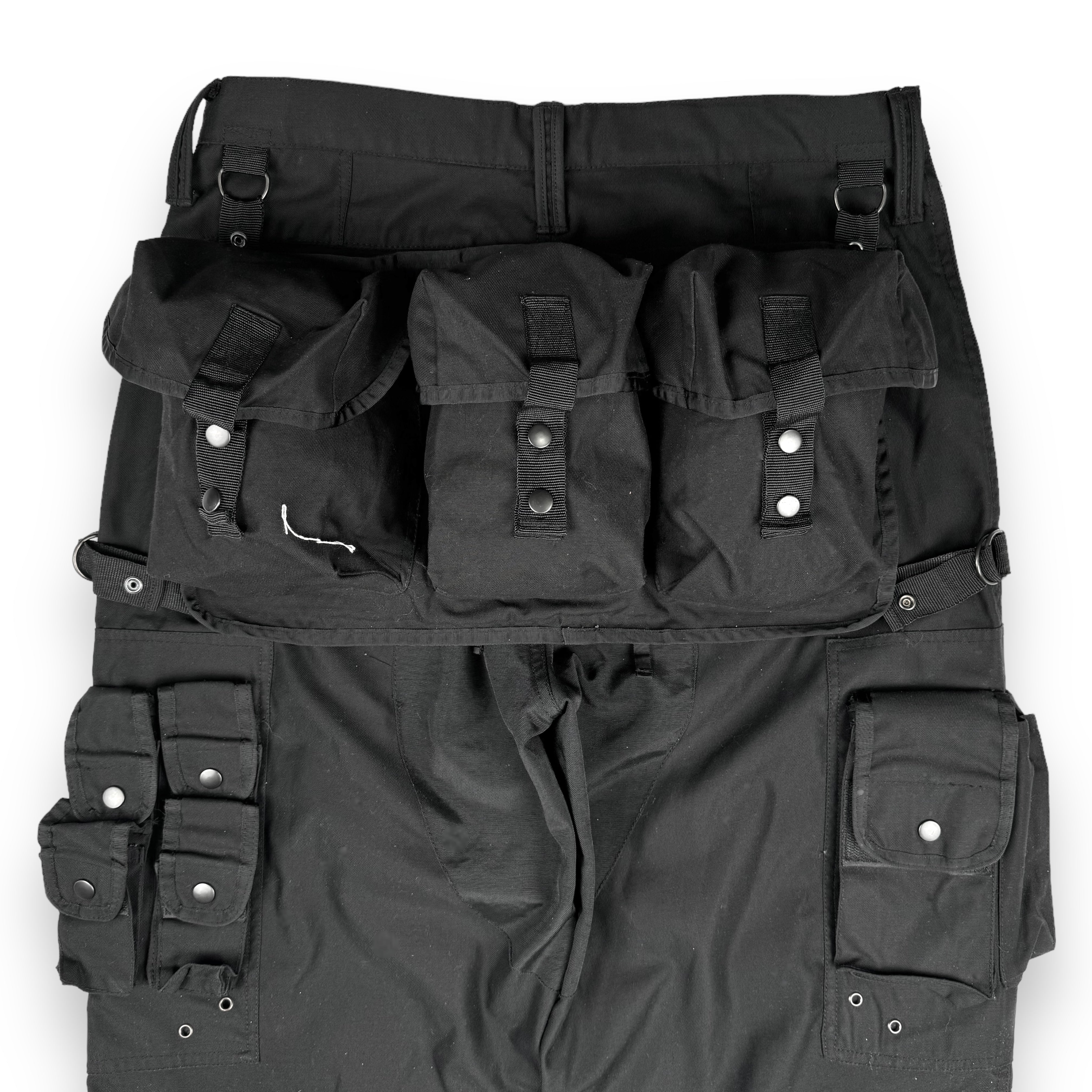 EARLY 2000'S AVIREX P.D.W MULTI-POCKET CARGOS – Archivology